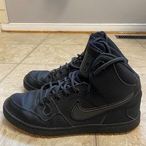 Black Nike Force Shoe Size 10